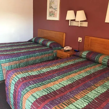Luxury Inn George West Exterior photo
